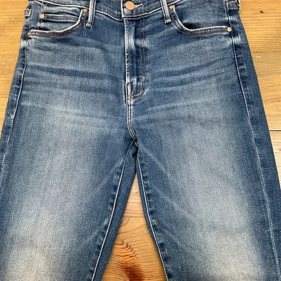 MOTHER RASCAL ANKLE FRAY ‘OPPOSITES ATTRACT” 29 RETAIL $225 - Picture 3 of 10